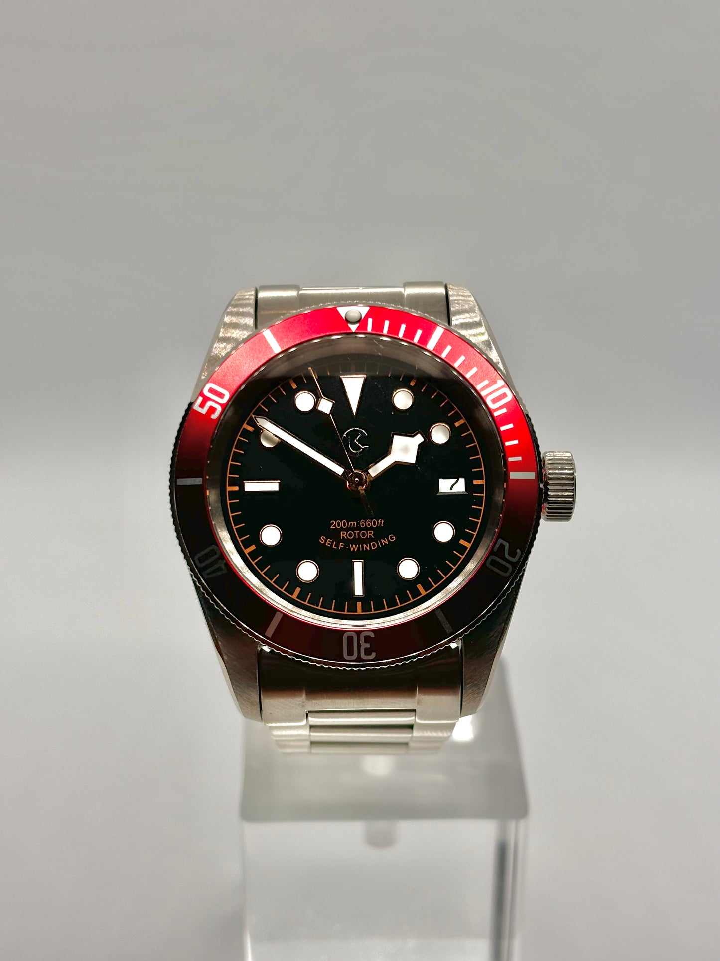 Red Crush Diver - Triton