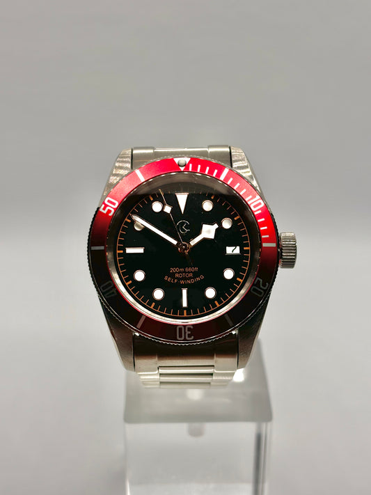 Red Crush Diver - Triton